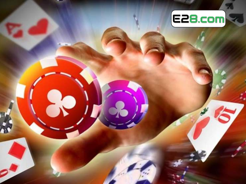 Một số trò chơi như poker hay phỏm đòi hỏi anh em phải có kỹ năng và chiến thuật